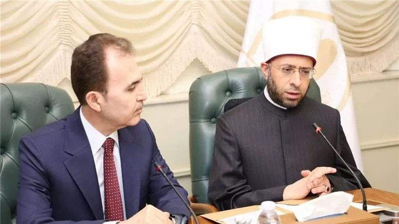 أسامة الأزهري يستقبل وزير الأوقاف بإقليم كردستان لبحث تعزيز التعاون