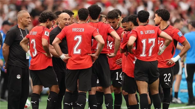 تفاصيل رفض منتخب مصر مراسم دعم المثلية.. واهتمام أمريكي بالتعاقد مع صلاح
