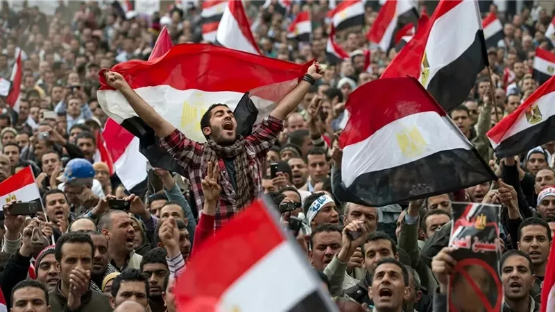 كيف أنقذت 30 يونيو الدولة المصرية؟.. عماد الدين حسين يجيب