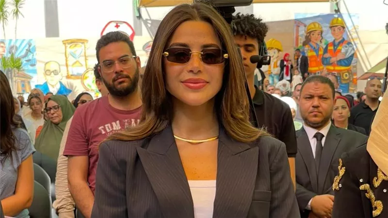 يارا السكري تتألق بإطلالة كلاسيكية راقية خلال تكريمها عن نجاحاتها الدرامية|صور