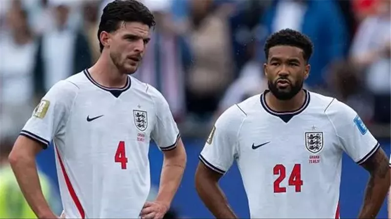 ضربة لمنتخب إنجلترا.. غياب جيمس ورايس عن المران قبل مواجهة بنما