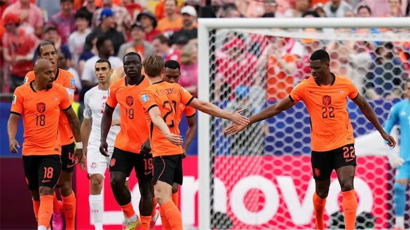 أهداف وملخص مباراة تونس وهولندا الشوط الأول في كأس العالم 2026