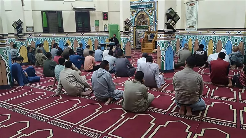 مديرية أوقاف السويس تنظم مجالس الفقه لترسيخ الفهم الصحيح لأحكام الشريعة 