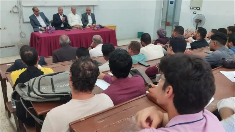محافظة قنا والجامعة تعززان الشراكة لدعم المشروعات الخضراء الذكية 