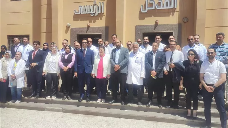 نائب وزير الصحة تتفقد وحدة طب أسرة كوم الصعايدة بإدارة جرجا بسوهاج