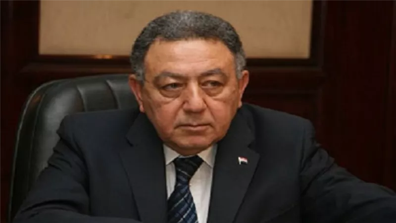 نقابة الأطباء تنعى الدكتور عمرو حلمي وزير الصحة الأسبق وأحد رواد جراحة الكبد