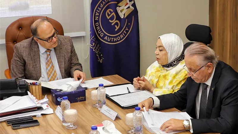 الدواء المصرية تبحث مع شركات أكديما تعزيز التصنيع المحلي ودعم الأمن الدوائي