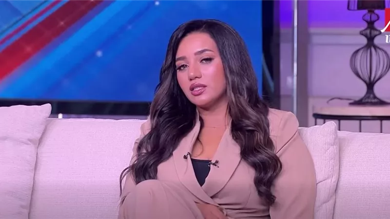 سمية درويش عن شيرين عبد الوهاب: «طلبت تشيل صورتي.. وده حقها»