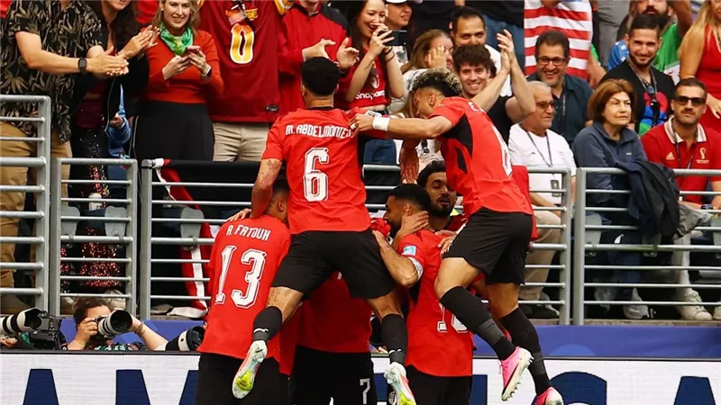 كاف يحتفي بإنجاز منتخب مصر التاريخي بعد التأهل إلى دور الـ32 بالمونديال