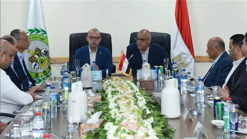 وزير الاستثمار يبحث مع نواب الإسكندرية تطوير المعامل وتعزيز الصادرات المصرية