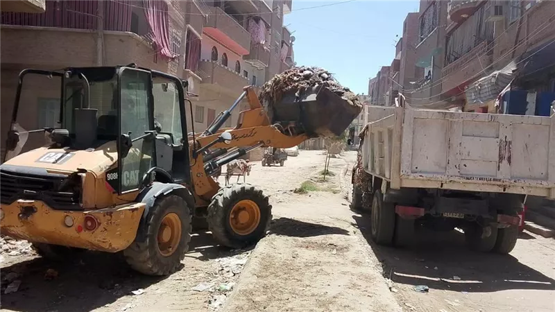 أسيوط: رفع 148 طن قمامة ضمن حملات مكثفة لتحسين النظافة بالمراكز والقرى