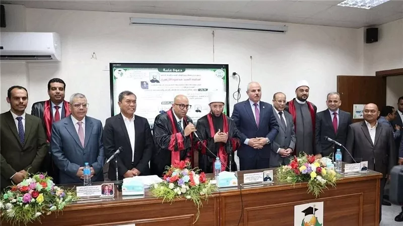 وزير الأوقاف يدعو الباحثين إلى إتقان اللغات والانفتاح على التجارب الدولية
