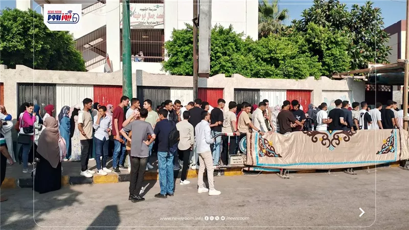 انطلاق امتحانات الثانوية العامة بالمنيا.. آلاف الطلاب يؤدون مادة اللغة العربية