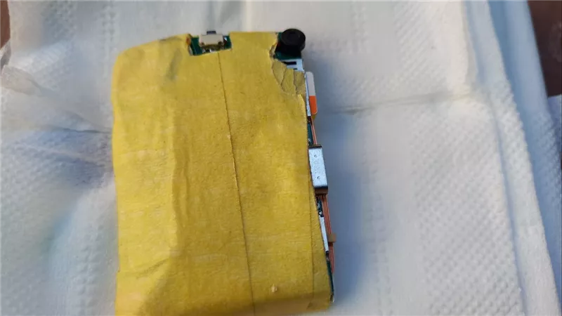 ضبط سماعة أثناء التفتيش الأمني فى مركز قوص بلجنة في قنا
