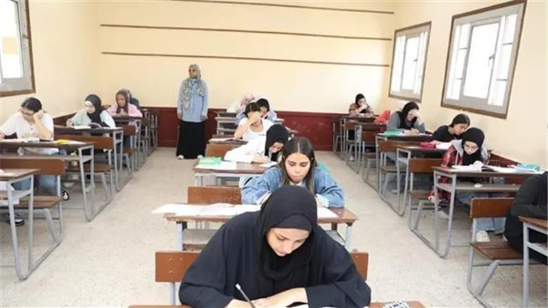 تعليمات عاجلة من وزير التعليم قبل امتحانات الثانوية العامة بتشديد التفتيش