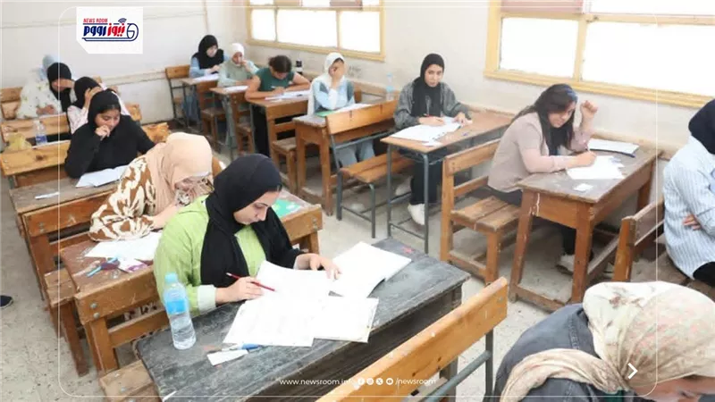 «تركات» أربكت الطلاب.. وآراء متباينة بعد امتحان اللغة العربية بالمنيا 
