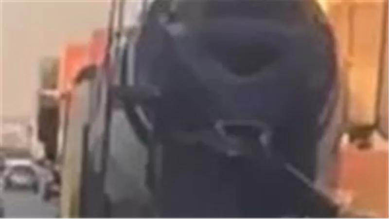 الداخلية تضبط قائد سيارة نقل ثقيل بعد قيادته برعونة في التجمع الخامس