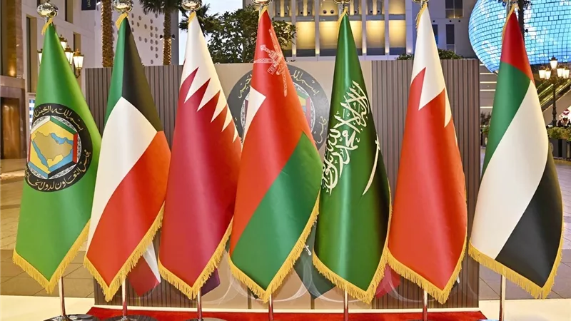 إدانات عربية وخليجية واسعة للهجمات الإيرانية على الكويت والبحرين