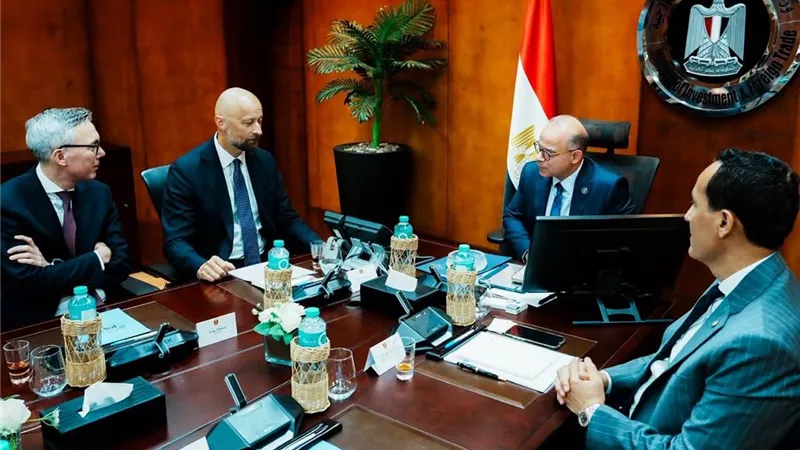 وزير الاستثمار يبحث مع «سكاتك» النرويجية مشروعات الطاقة وتحلية المياه بمصر