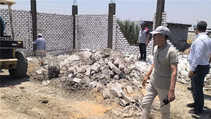 إزالة حالتي بناء مخالف على الأراضي الزراعية بقرية الحاجر بالبحيرة