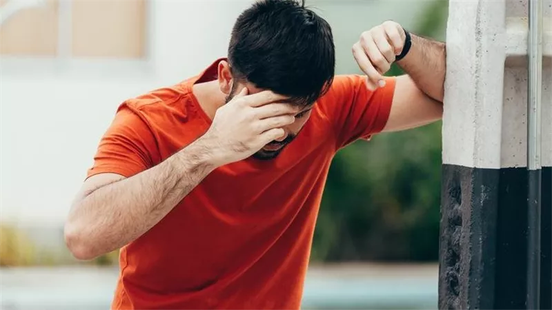 بخطوات بسيطة.. كيف تقلل من الشعور بالدوخة عند الوقوف؟