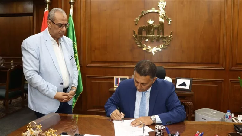 محافظ القليوبية يعتمد تنسيق القبول بالصف الأول الثانوي العام بحد أدنى 240 درجة