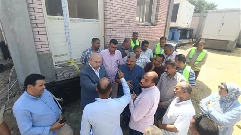 نائب محافظ الجيزة يتابع معدلات تنفيذ أعمال مشروع الصرف الصحي بقرية الرهاوي 