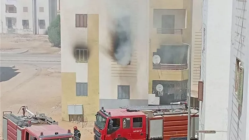 السيطرة على حريق وحدة سكنية بمدينة الشهداء في حي عتاقة بالسويس