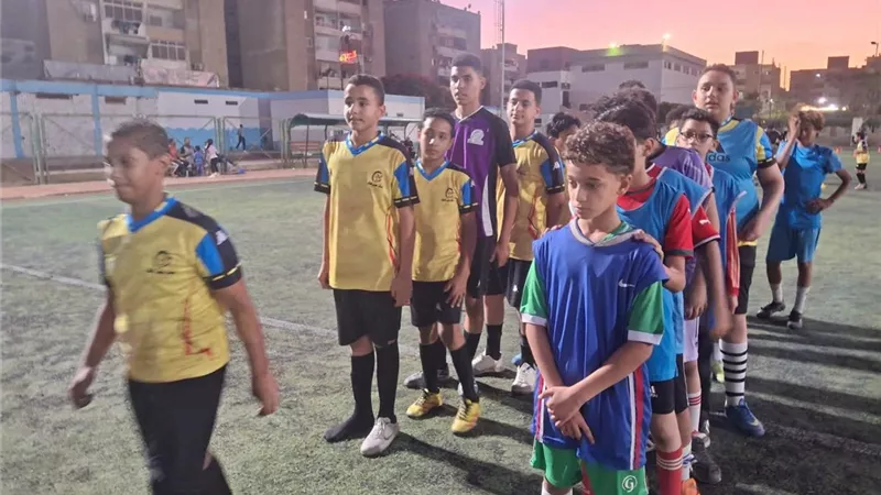 مركز شباب السلام ينظم دوري كرة قدم مفتوح بمشاركة 25 شابا لدعم المواهب الرياضية