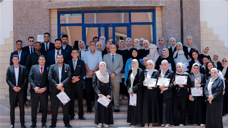 جامعة قنا تطلق برنامج 