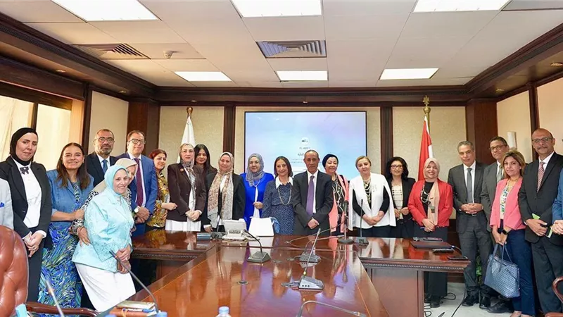 لجنة الإعلام والنشء بالأعلى للإعلام تطلق مشروع 