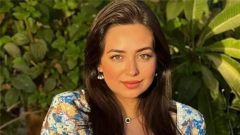 في لفتة إنسانية وبرسالة مؤثرة.. عصام السقا يساند هبة مجدي بعد أزمتها الصحية
