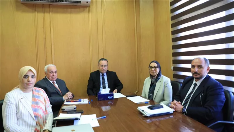 وزير التعليم العالي يترأس اجتماع اللجنة العليا للقوافل التنموية الشاملة
