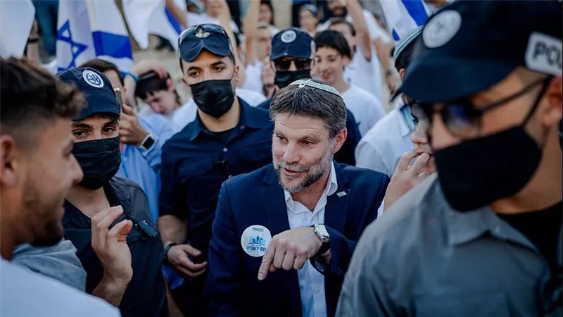 سموتريتش يدعو نتنياهو للموافقة على إنشاء 3 مستوطنات جديدة في غزة