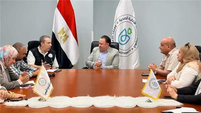 رئيس منطقة القناة : غرفة طوارئ الرعاية الصحية بالسويس تعمل على مدار 24 ساعة 