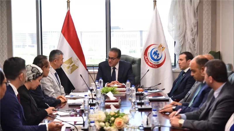 وزير الصحة يستقبل وفد جامعة “كوكوشيكان” اليابانية لبحث تعزيز الشراكة
