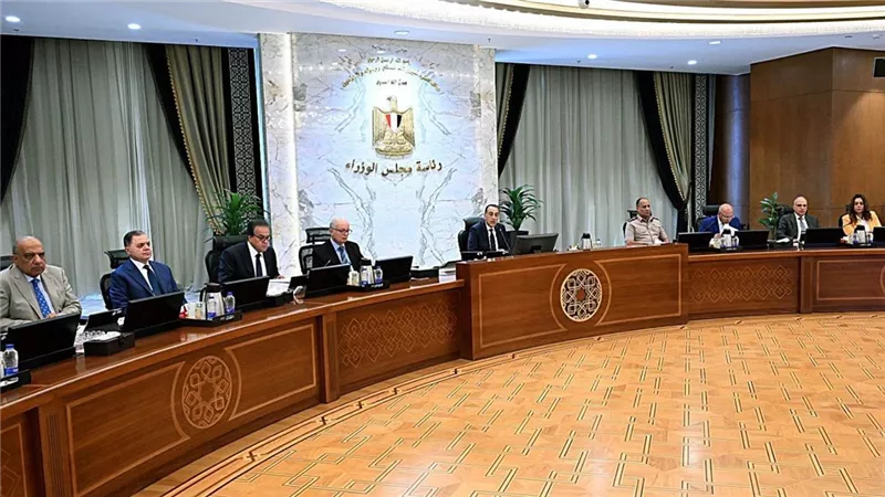  قرار حكومي بإصدار عملات تذكارية مناسبة مرور 123 عاما على تأسيس هيئة الإسعاف