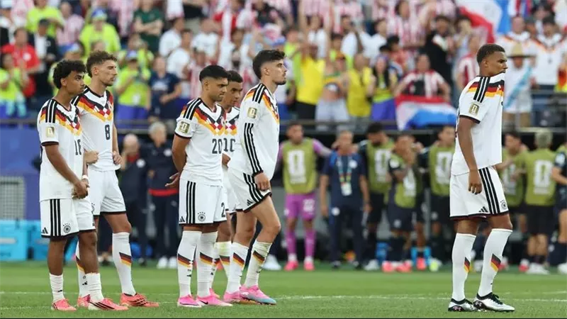 بعد وداع المونديال.. الشرطة تداهم مقر الاتحاد الألماني لكرة القدم