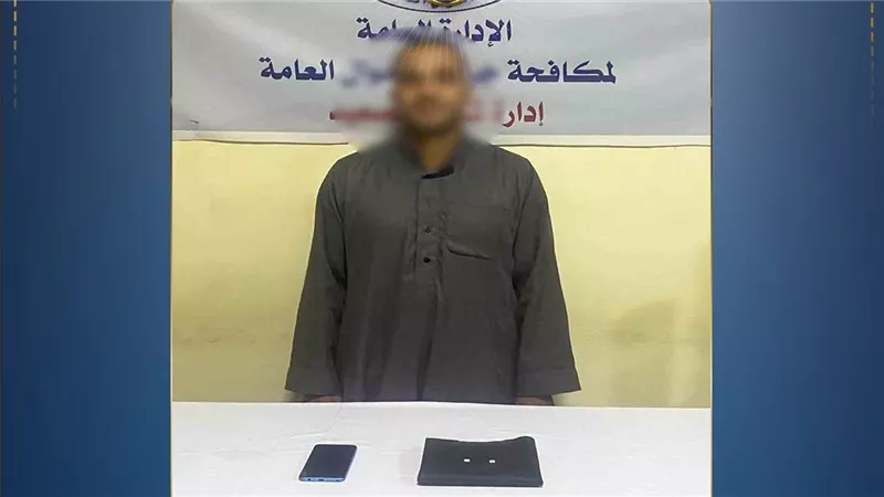 القبض على نصاب أوهم المواطنين بقروض بنكية والنصب عليهم بالمنيا