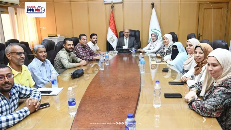 سكرتير عام محافظة الفيوم يتابع موقف الرد على منظومة الشكاوى الحكومية