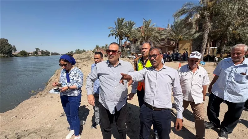 رئيس مياه القناة يتابع تداعيات سقوط حفار بترعة الإسماعيلية 