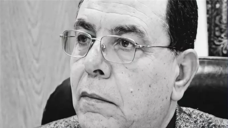 الرئيس السادس عشر لجامعة الأزهر «الدكتور أحمد حُسني» رائد تخصص السياسة الشرعية