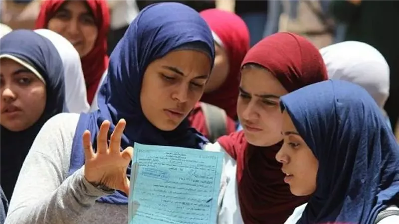 بعد امتحان الكيمياء.. وزارة التعليم توضح حقيقة الأسئلة ومستوياتها