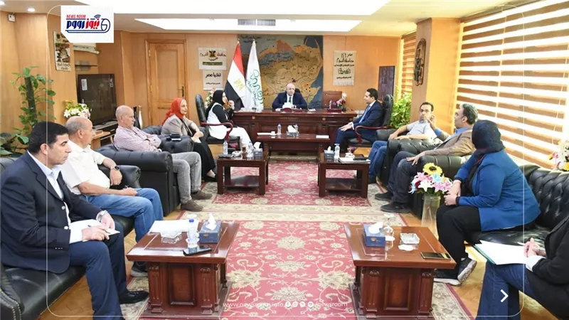 محافظ الفيوم يناقش مع أعضاء مجلسي النواب والشيوخ مشكلات الري ومياه الشرب