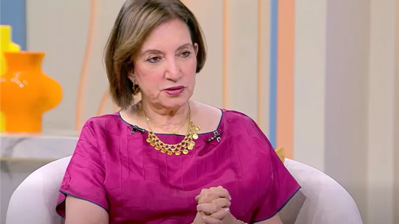 «من صدمة سيناء إلى كنوز التراث».. نهلة إمام تكشف أسرار الهوية المصرية والبرقع 