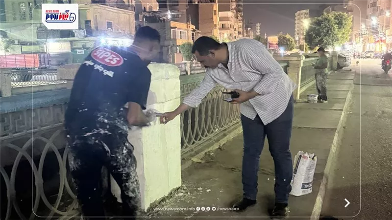 حي جنوب يواصل أعمال التجميل والنظافة بشارع كورنيش البحر بالفيوم