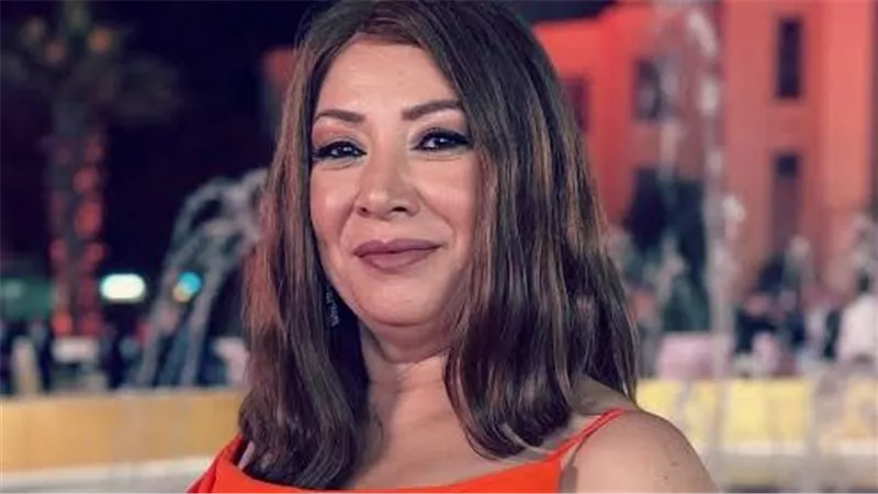 الفنانة انتصار تكشف توقعاتها لنتيجة مباراة مصر وأستراليا |خاص