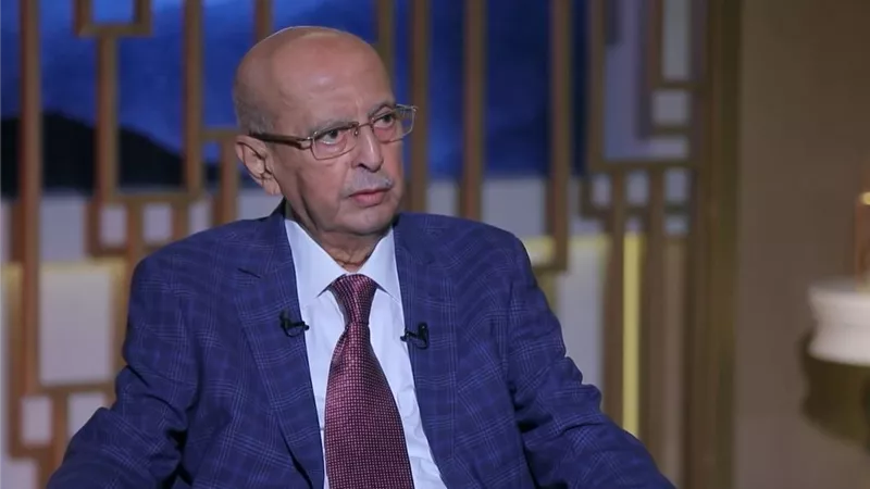 القربي: الحل في اليمن يبدأ بتحديد مطالب الأطراف ورعاية عربية نزيهة للحوار