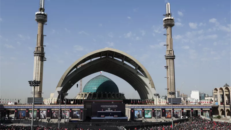 ما هي المحافظات العراقية التي أعلنت تعطيل الدوام لمراسم تشييع علي خامنئي؟