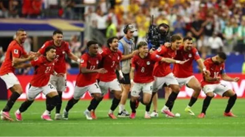 محمد حماقي يحتفل بتأهل منتخب مصر: «رفعتم رأسنا.. والفرحة مكملة إن شاء الله»